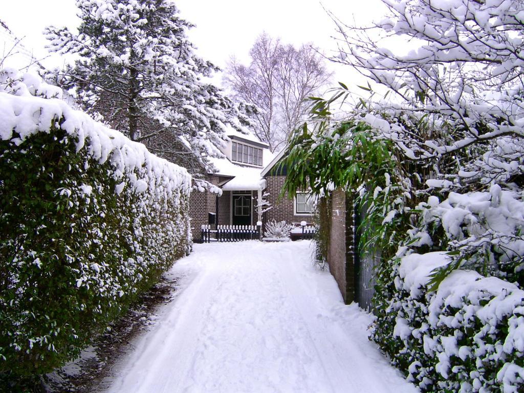 Hoevell Huizen Exterior photo